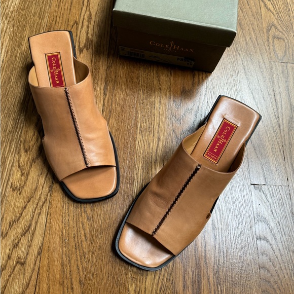 Cole Haan Neiman Marcus NIB Summer Leather Sandals 9B - Picture 2 of 7